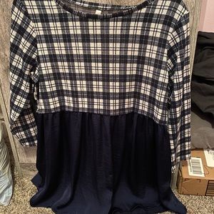 Plaid and Silk Top
Great condition